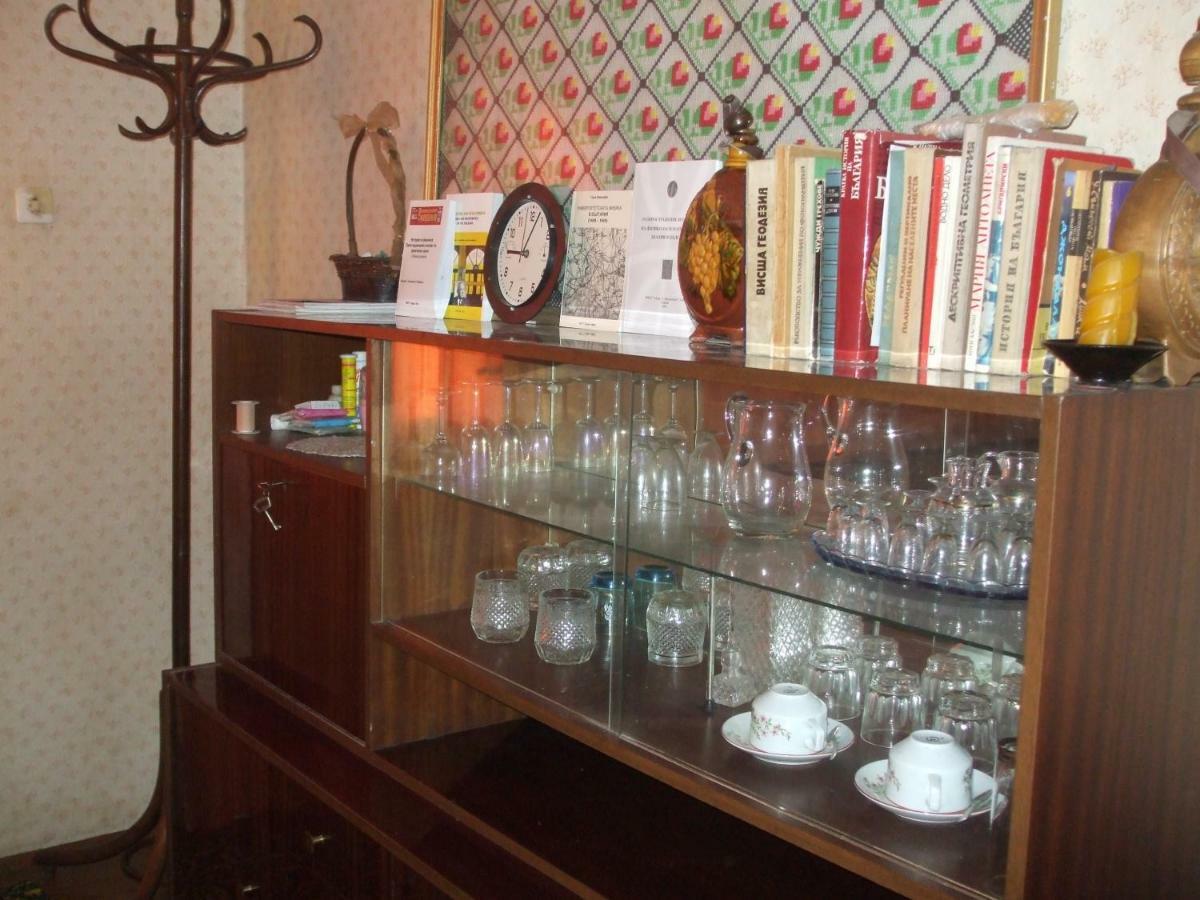 Daneto Apartment Targovishte  Ngoại thất bức ảnh